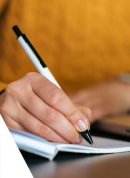 PLASTİK TÜKENMEZ KALEM