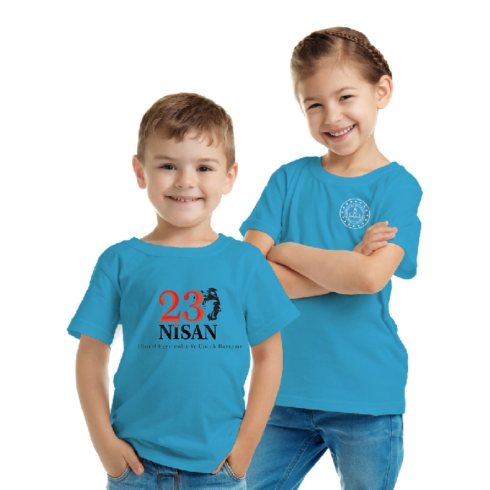 Sevimli ve Şık Turkuaz T-Shirt